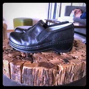 Nursing Klogs size 8